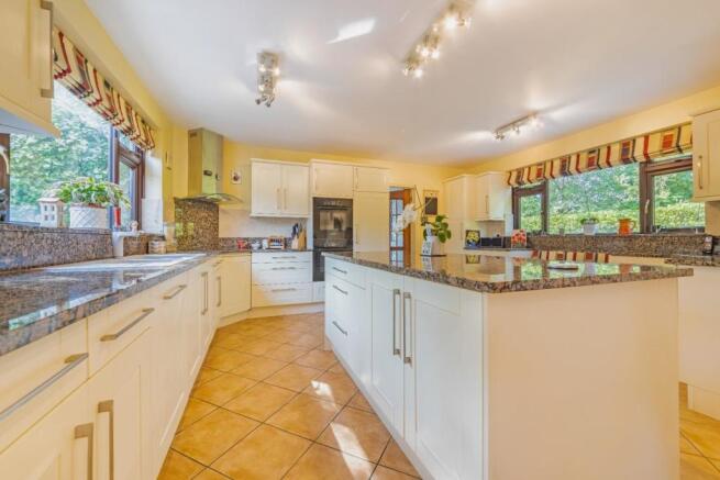 HI-RES_Groby-Lane-Leicestershire-detached-house-1V
