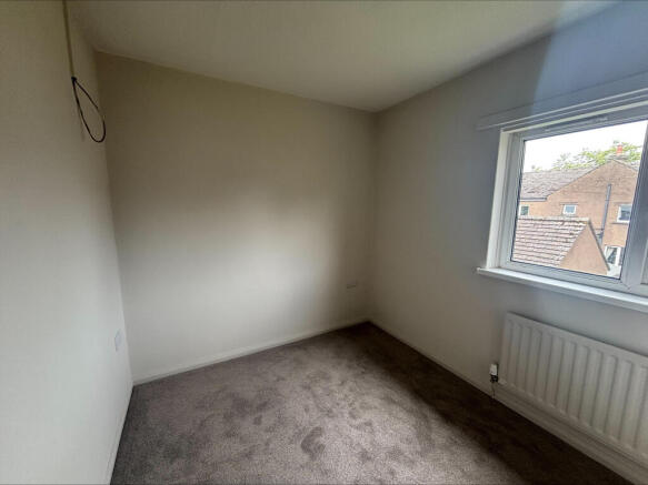 3 bed House to rent Image 9