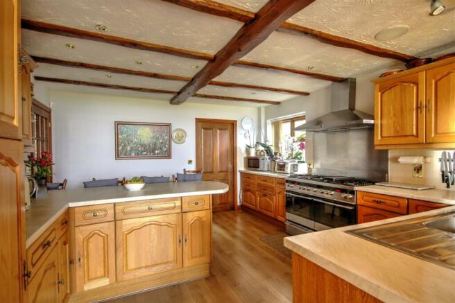 Kitchen.jpg