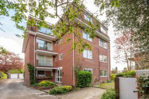 Flat 7, 10 Princess Court, The Downs, London SW20 8HP