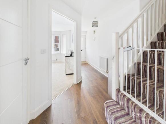 4 bed Detached for sale Image 4