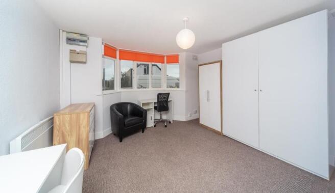 3 BED BADEN 2.JPG