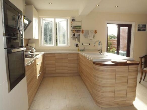 Kitchen b