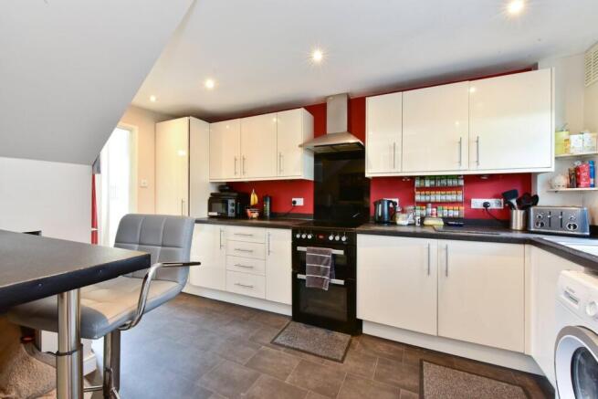 Beechwood Avenue, Potters Bar, EN6 photo 4