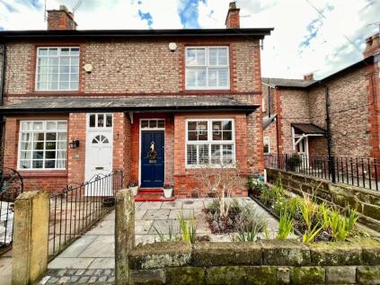 Appleton Road, Hale, WA15