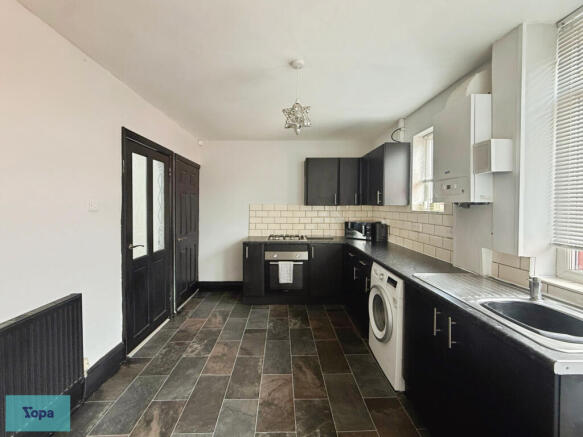 2 bed Terraced for sale Image 4