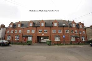2, 36 Freeman Court, Stanley Road, Wellingborough NN8 1BF