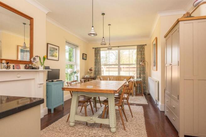 15CromerRoad,OverstrandUPDATED-37.jpg