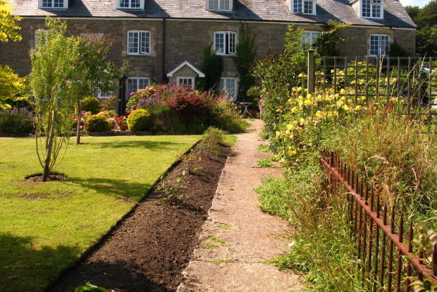 Pathway leading to property