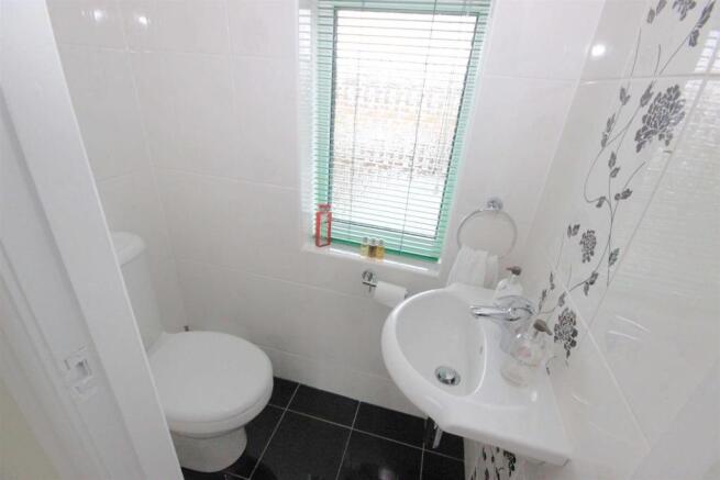 SEPARATE WC