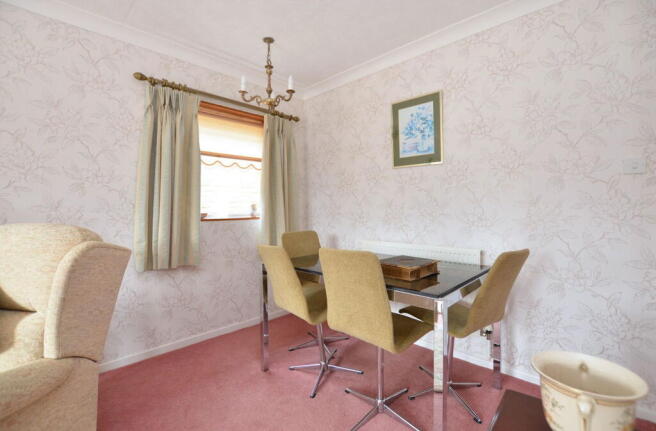 Arundel Drive, King's Lynn photo 4