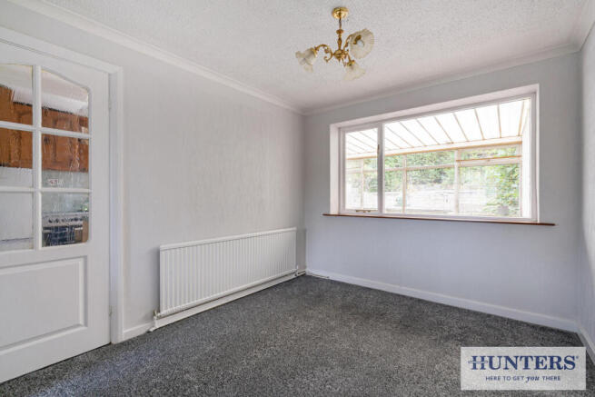 3 bed Semi-Detached for sale Image 8