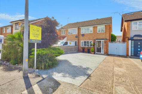 Branksome Avenue, Stanford-le-hope, SS17
