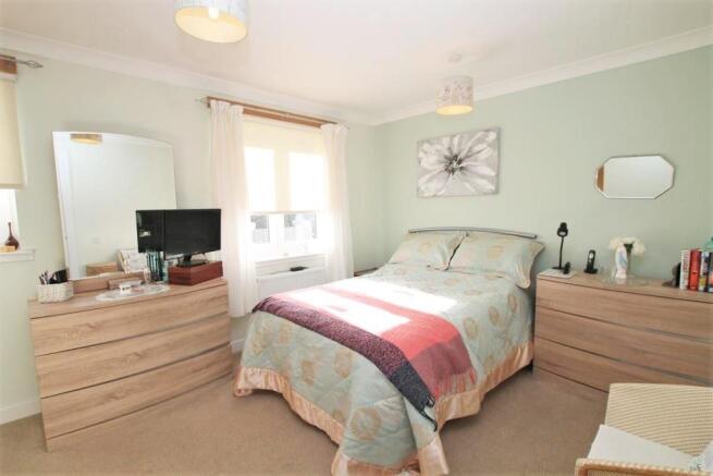 9-Bedroom One (Copy).jpg