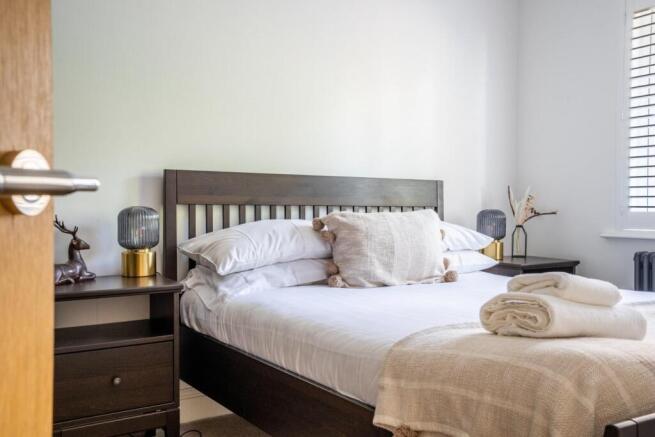 3 bed Terraced for sale Image 12