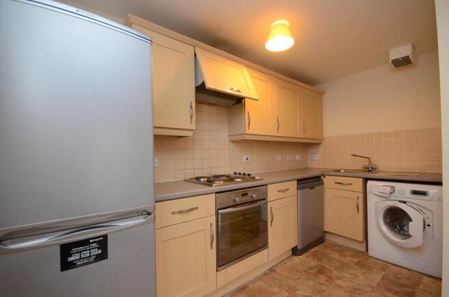 2 bed Flat to rent Image 5