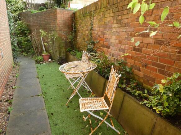 garden3.JPG