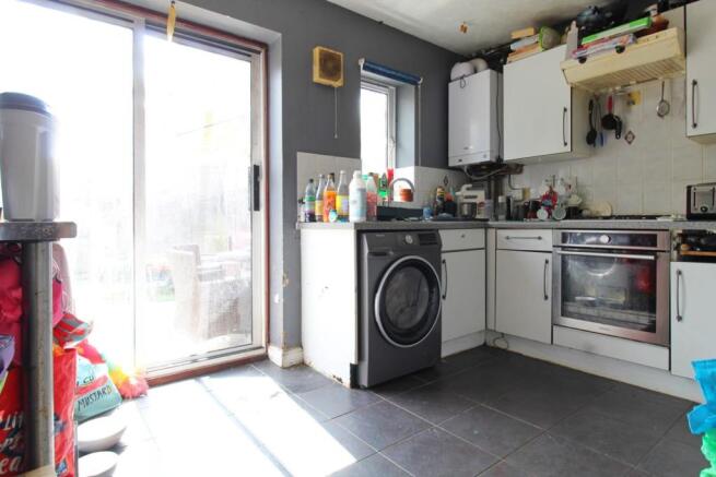 Kitchen EH.jpg