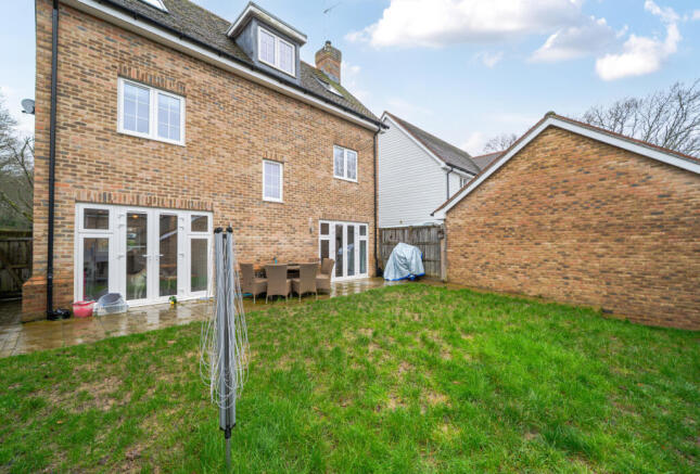 1408381-14-698de5...