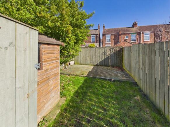 2 bed Terraced for sale Image 8