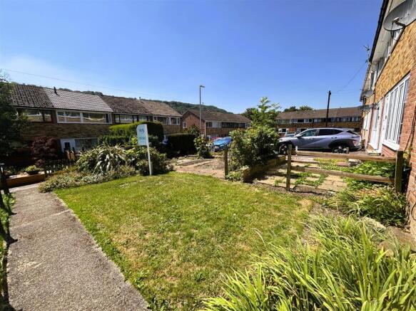3 bed Town House for sale Image 7