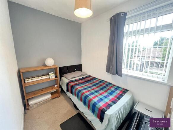3 bed Semi-Detached for sale Image 8