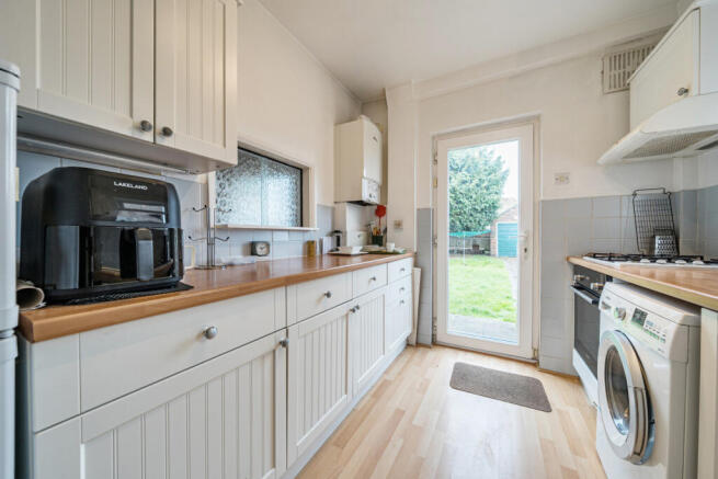 1433355-20-69cbae...