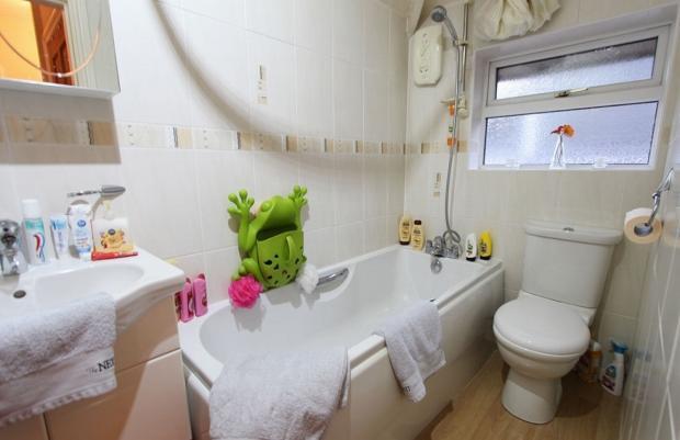 Photo 10
