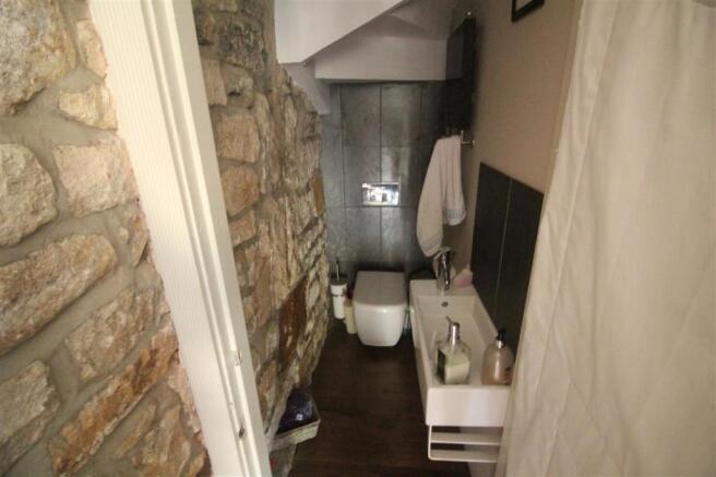 Guest Cloakroom