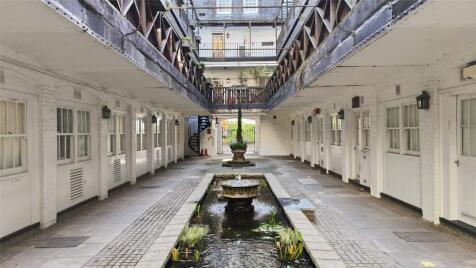 De Vere Mews, London, W8