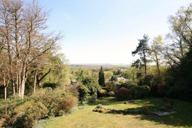 GARDEN & VIEW