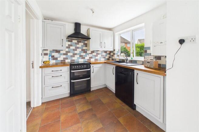 3 bed Semi-Detached for sale Image 7