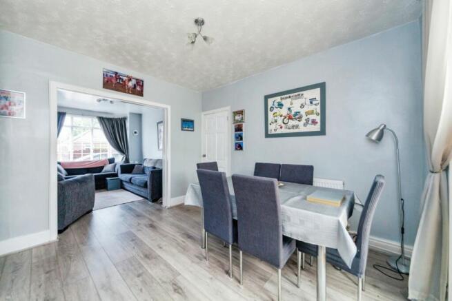 Lounge/Dining Room