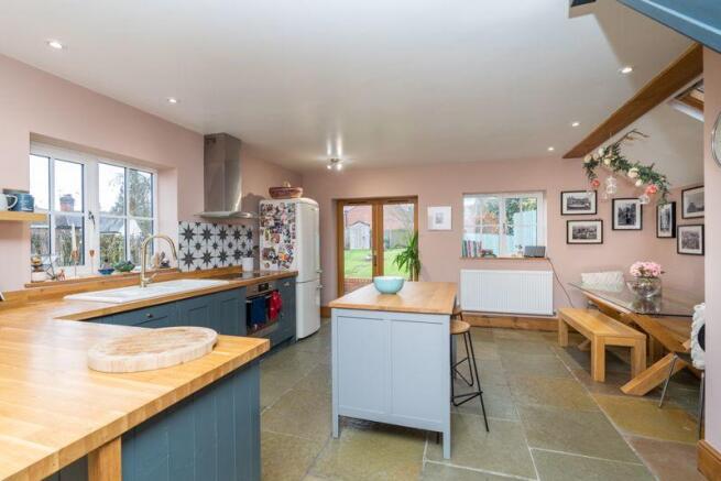 Dining Kitchen