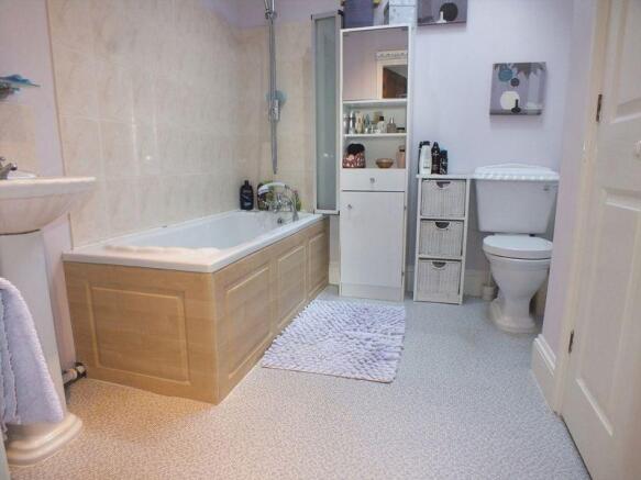 Ensuite