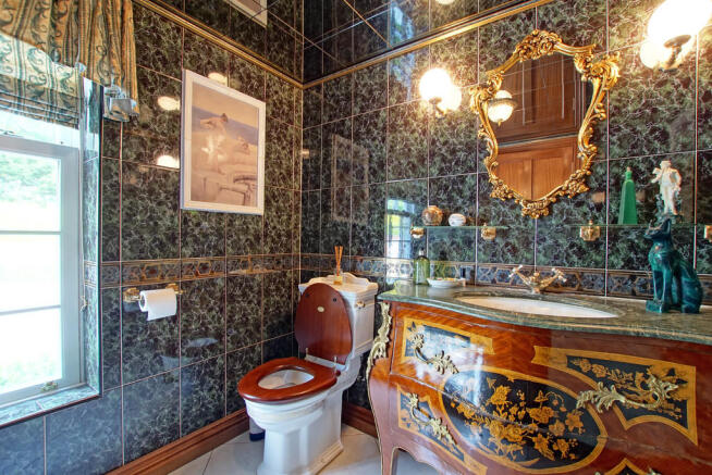 Guest Cloakroom