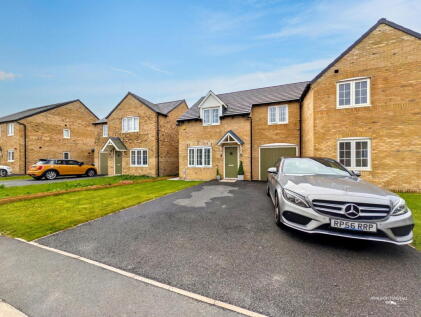 Moore Drive , Workington , CA14 4FF