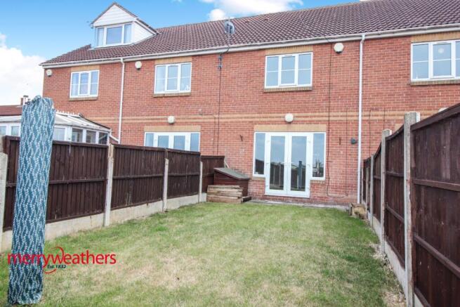 2 bed Town House for sale Image 10