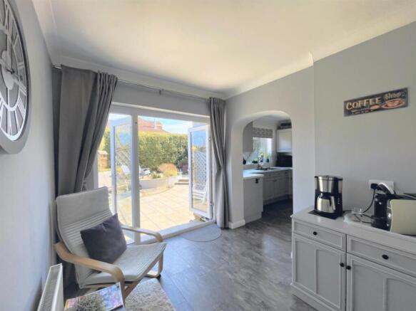 Breakfast Room