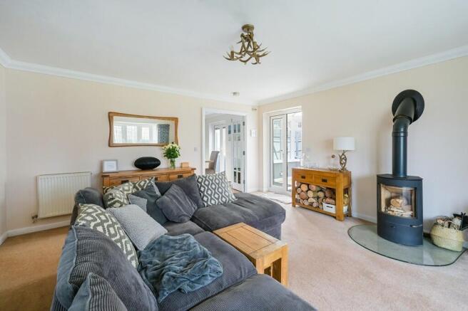 Watersmead Drive, Littlehampton, West Sussex, BN17 photo 4