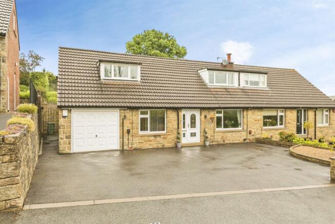 4 bed Semi-Detached for sale Image 8