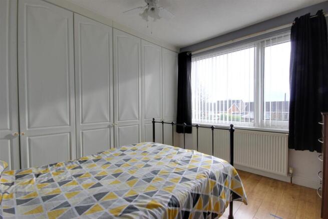 3 bed House for sale Image 10