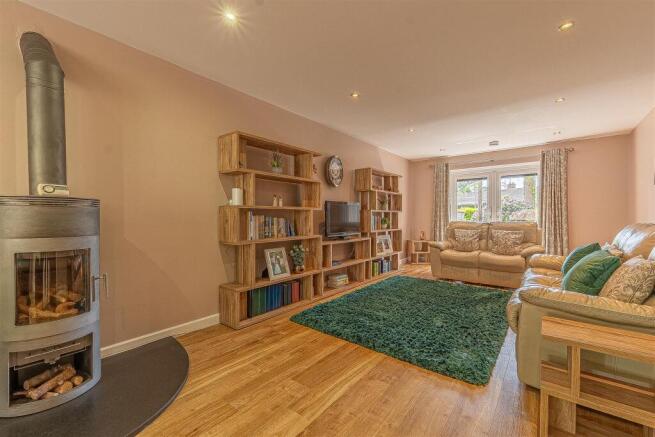 Lower Golf Links Road, Broadstone photo 4