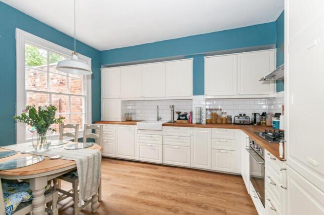 32 Highgate21.jpg