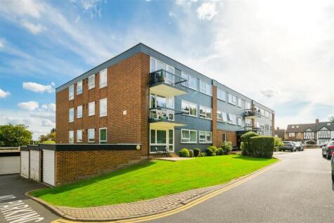 Palmerston Road, Buckhurst Hill