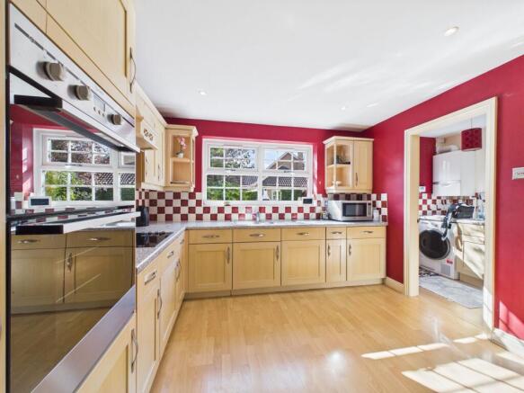 KITCHEN/DINER