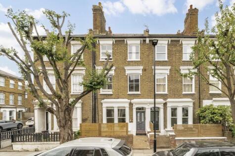 Stonenest Street, London