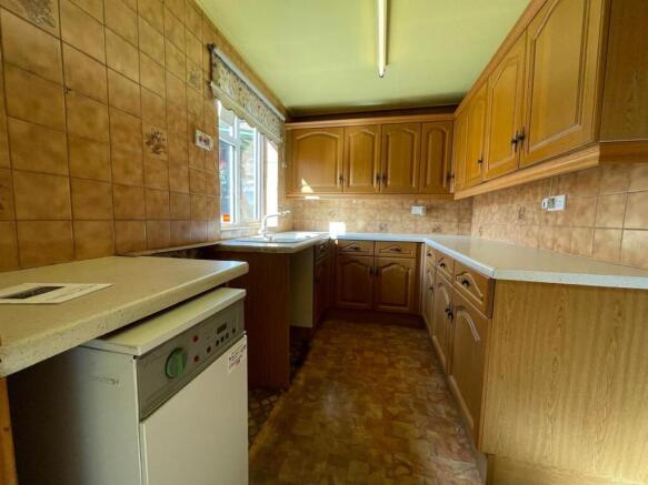 3 bed House for sale Image 9