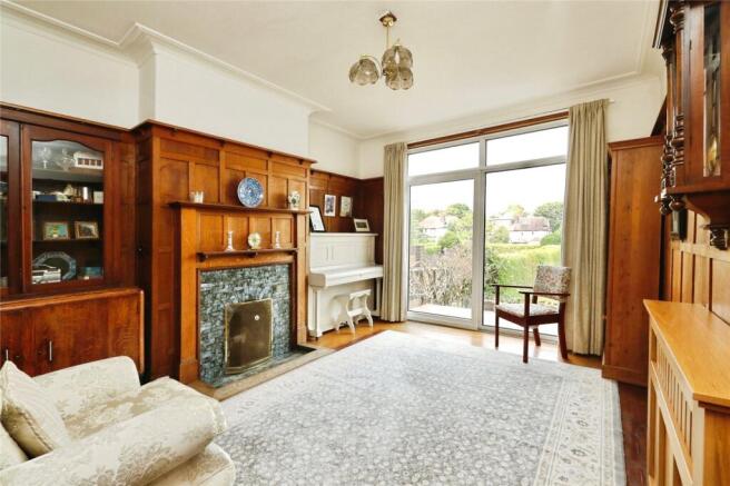 4 bed Semi-Detached for sale Image 4