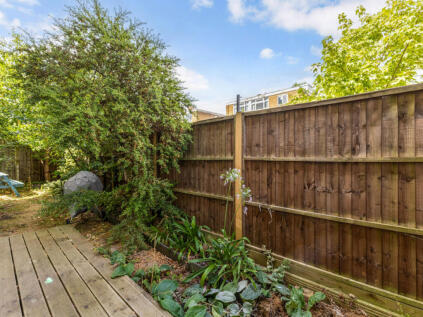 Lessar Avenue, London, SW4